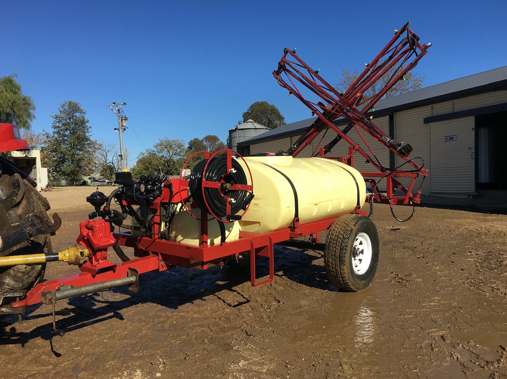 Hardi 1200L Sprayer Machinery & Equipment Sprayers For Sale